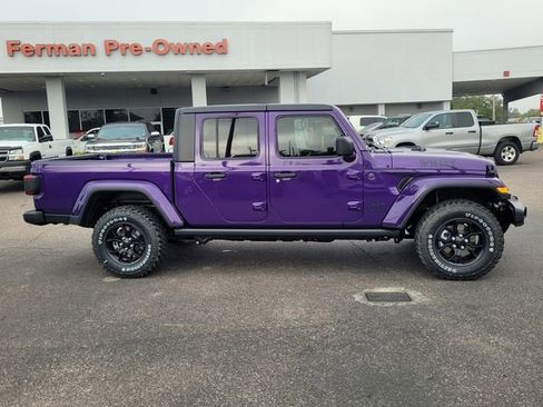 New 2026 Jeep Gladiator Willys image 9