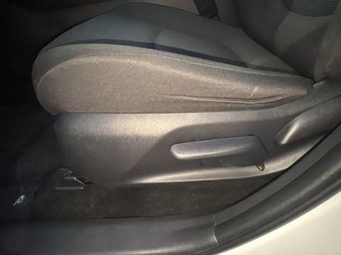 Used 2024 Toyota RAV4 LE image 27