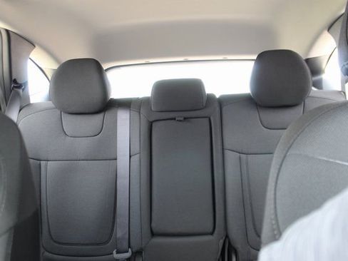 New 2026 Hyundai Tucson SE image 26