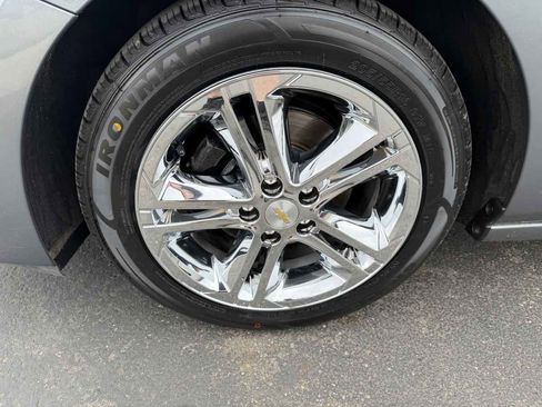 Used 2018 Chevrolet Cruze LT w/ Convenience Package image 8