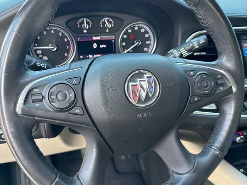 Used 2021 Buick Enclave Essence FWD image 17