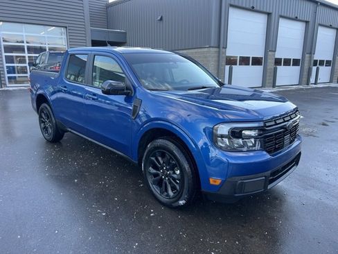 Used 2024 Ford Maverick Lariat w/ Black Appearance Package image 3