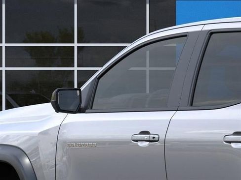 New 2026 Chevrolet Colorado ZR2 w/ Off-Road Front Bumper Package image 25