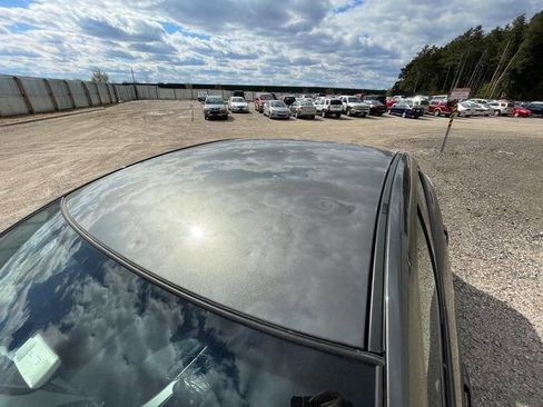 Used 2011 MAZDA MAZDA3 i Touring FWD image 10