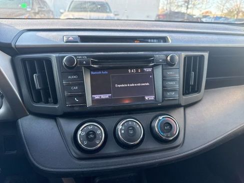 Used 2017 Toyota RAV4 LE image 10