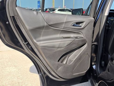 Used 2024 Chevrolet Equinox Premier FWD image 14