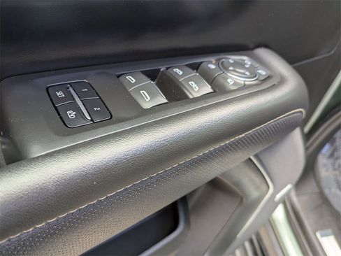 Used 2023 Chevrolet Tahoe Premier image 13