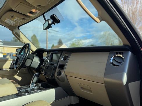 Used 2015 Ford Expedition Limited w/ Equipment Group 301A image 5