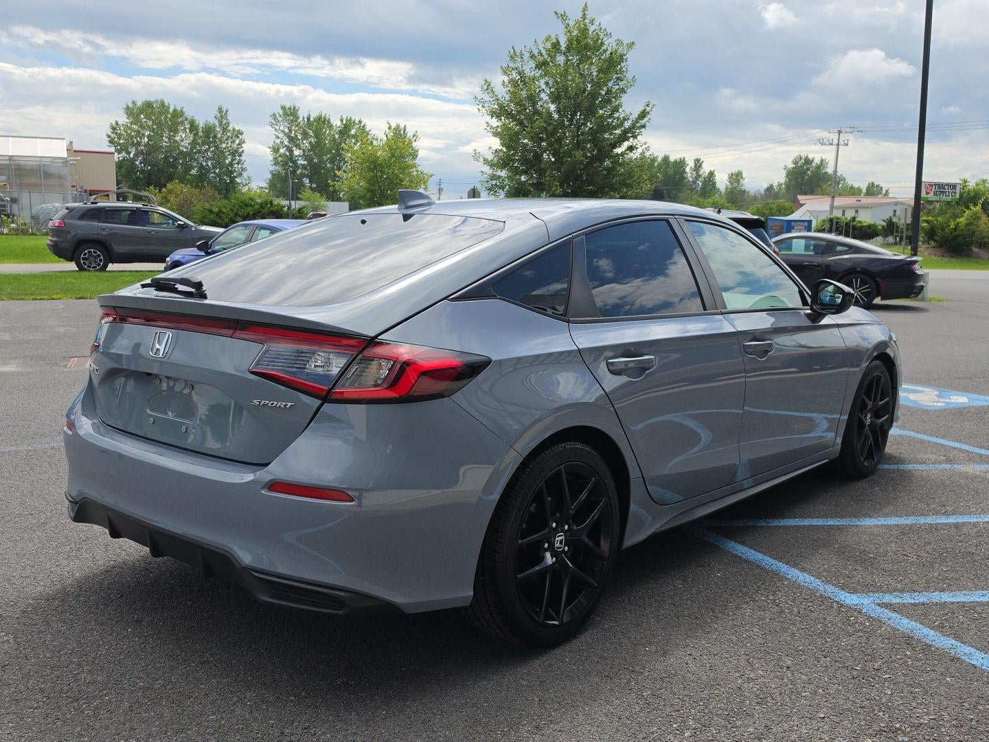 Used 2024 Honda Civic Sport image 8