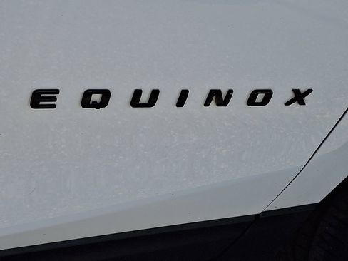 Used 2022 Chevrolet Equinox RS image 29