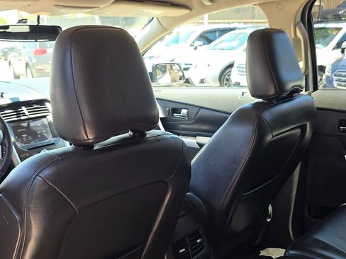 Used 2012 Ford Edge SEL FWD image 25