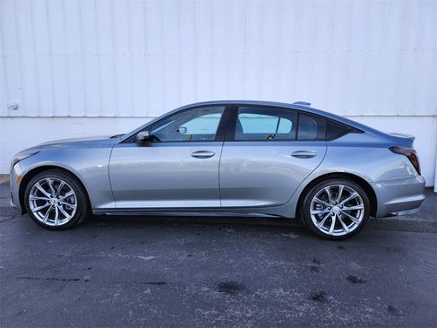 Used 2025 Cadillac CT5 Sport w/ Technology Package image 2