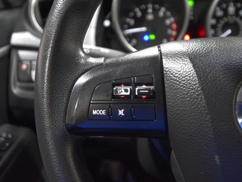 Used 2014 MAZDA MAZDA5 Sport FWD image 12