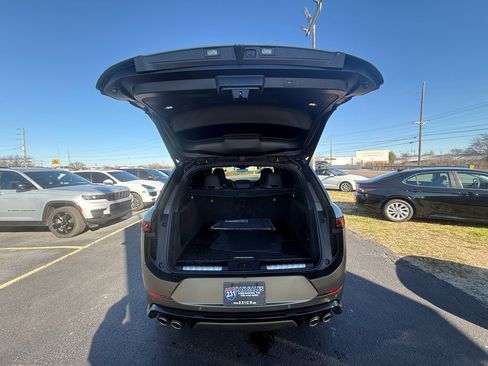 Used 2024 Land Rover Range Rover Sport SV Edition One Carbon Bronze image 19