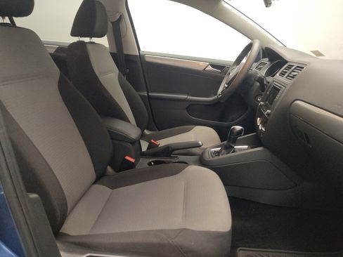 Used 2018 Volkswagen Jetta S w/ Cold Weather Package image 21