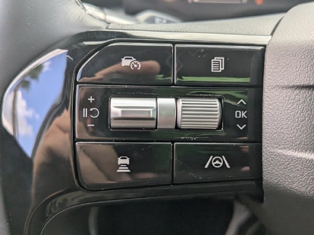 New 2026 Kia Sorento LX FWD image 24