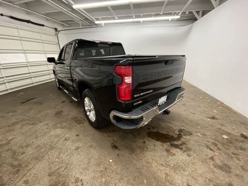 Used 2020 Chevrolet Silverado 1500 LTZ w/ LTZ Premium Package image 4