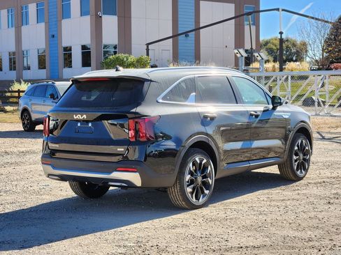 New 2026 Kia Sorento EX AWD/4WD image 3