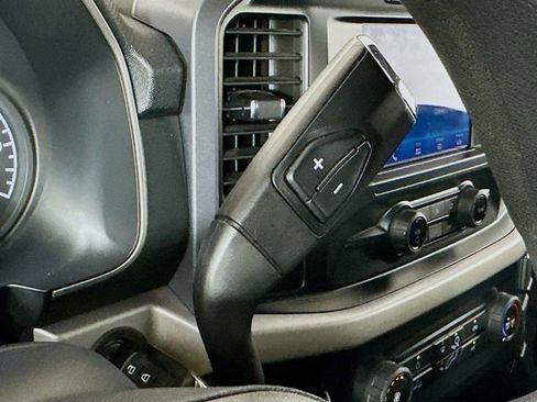 Used 2023 Ford F150 XLT AWD/4WD image 17