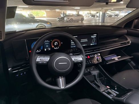 Used 2026 Hyundai Tucson SEL image 6