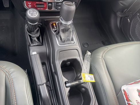 New 2026 Jeep Gladiator Mojave AWD/4WD image 19