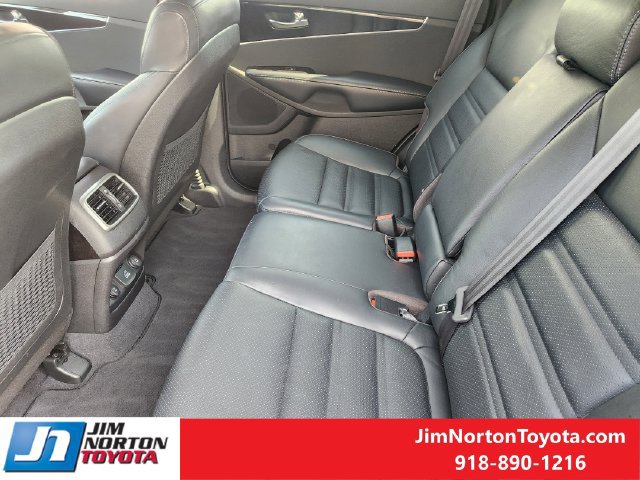 Used 2017 Kia Sorento EX w/ EX Premium Package FWD image 30