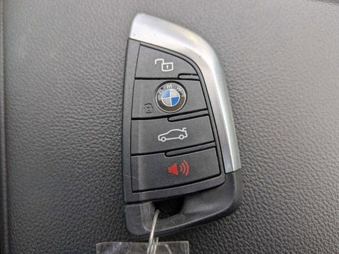 Used 2025 BMW M440i RWD image 33