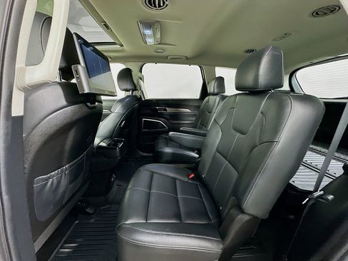 Used 2022 Kia Telluride EX w/ EX Premium Package FWD image 17