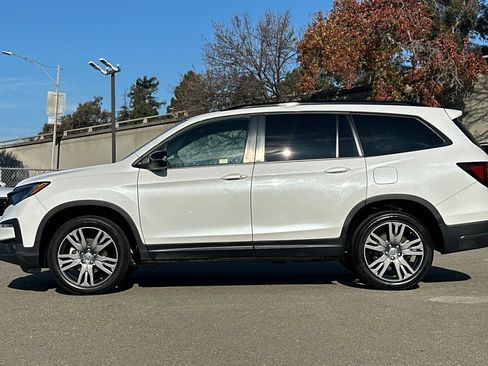 Used 2022 Honda Pilot Sport image 7