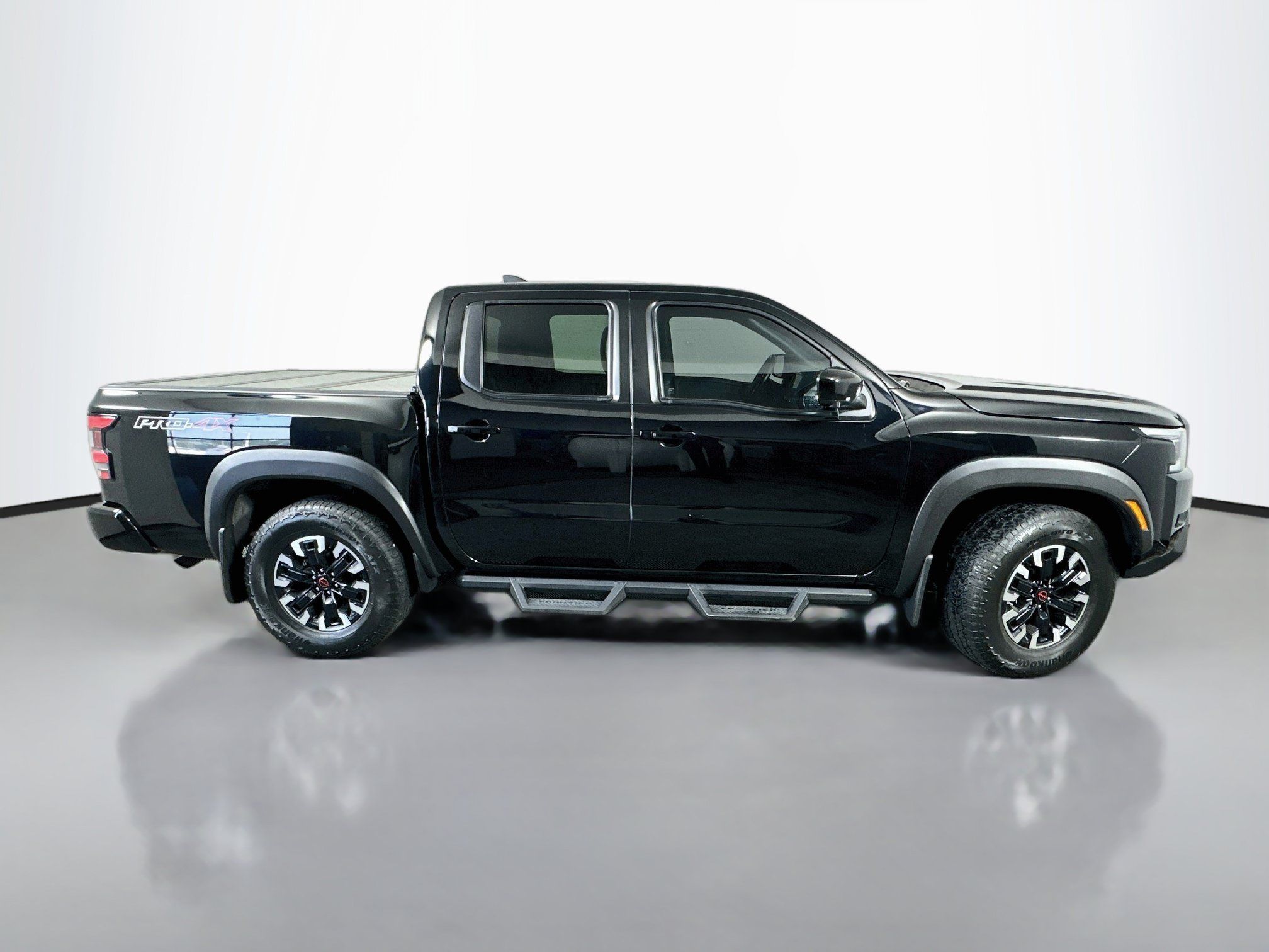 Used 2022 Nissan Frontier PRO-4X AWD/4WD image 8