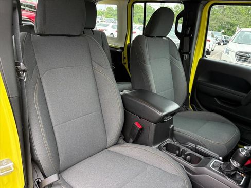 Used 2024 Jeep Wrangler Unlimited Sport AWD/4WD image 18