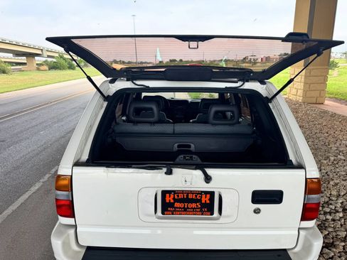 Used 1998 Honda Passport LX image 18