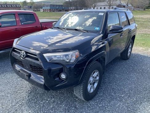 Used 2023 Toyota 4Runner SR5 Premium w/ Moonroof Package AWD/4WD image 2
