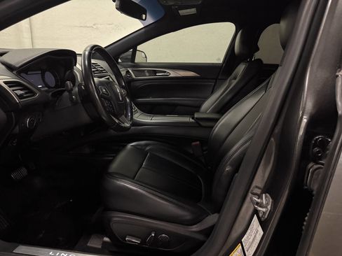 Used 2017 Lincoln MKZ Premiere image 10