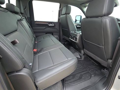 Used 2026 GMC Sierra 3500 Denali w/ Denali Reserve Package AWD/4WD image 24