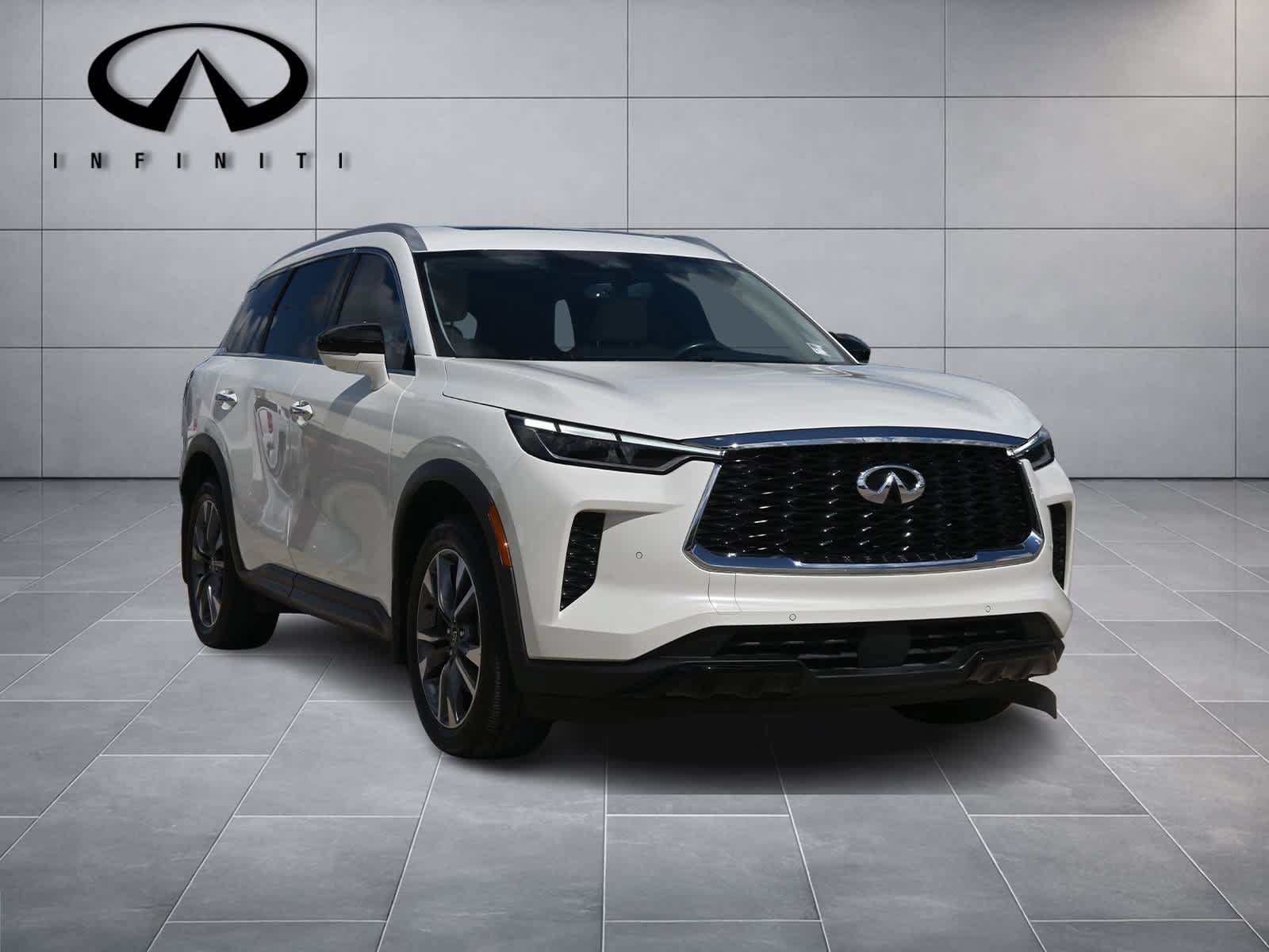 Certified 2024 INFINITI QX60 Luxe FWD image 3