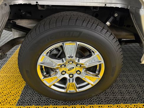 Used 2017 Ford F150 XLT w/ Equipment Group 302A Luxury image 50