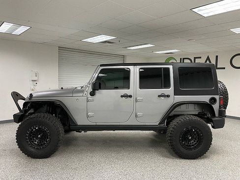 Used 2017 Jeep Wrangler Unlimited Sport w/ Quick Order Package 24S image 8