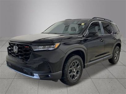 New 2025 Honda Pilot TrailSport