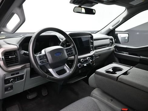 Used 2025 Ford F150 XLT w/ Equipment Group 301A Standard RWD image 13
