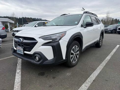 Certified 2024 Subaru Outback Premium image 1