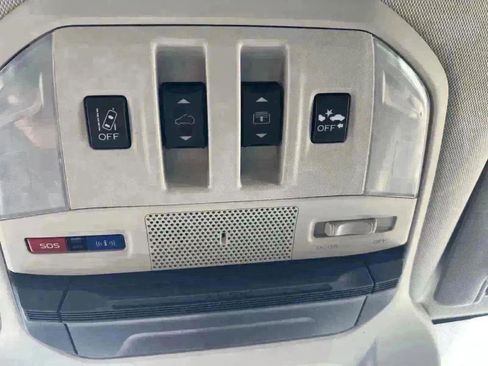 Used 2020 Subaru Ascent Limited w/ Technology Package image 19