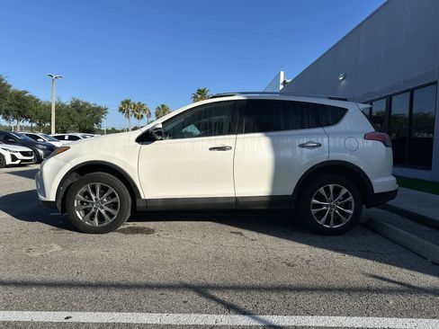 Used 2016 Toyota RAV4 Limited FWD image 5