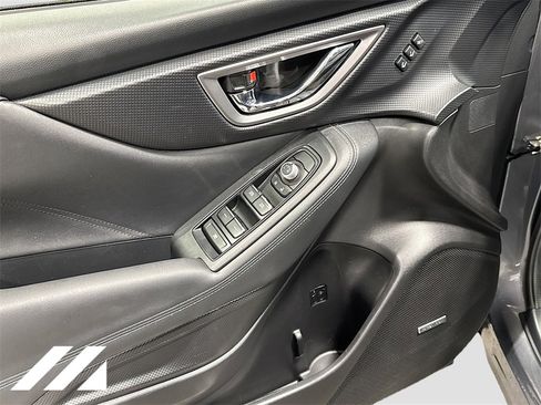 Used 2022 Subaru Forester Touring image 19