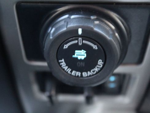 Used 2017 Ford F150 Lariat image 26