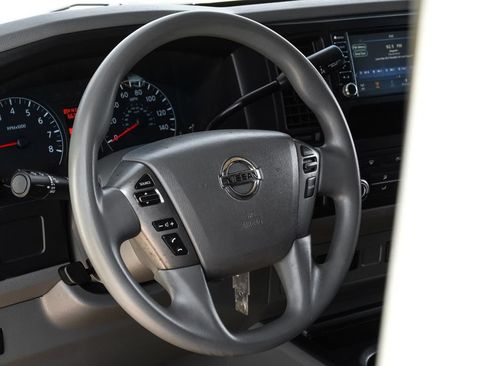 Used 2019 Nissan NV 2500 SV RWD image 12