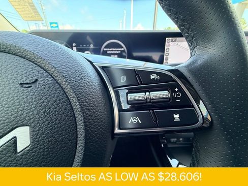 Used 2026 Kia Seltos SX AWD/4WD image 24