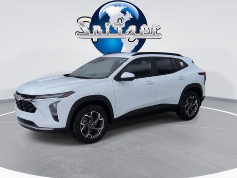 New 2026 Chevrolet Trax LT w/ Driver Confidence Package image 4