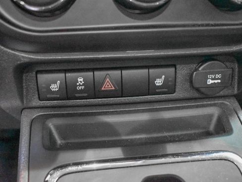 Used 2016 Jeep Patriot Latitude image 15