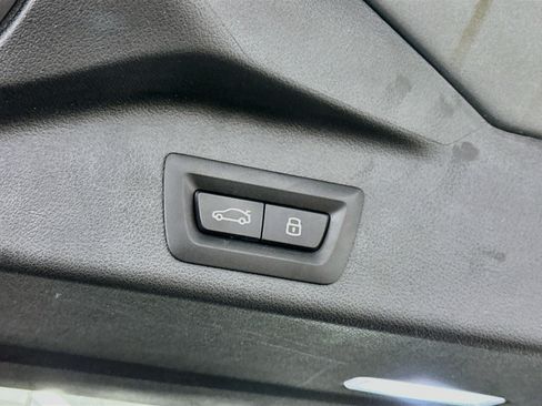 Used 2026 BMW X5 xDrive40i AWD/4WD image 32